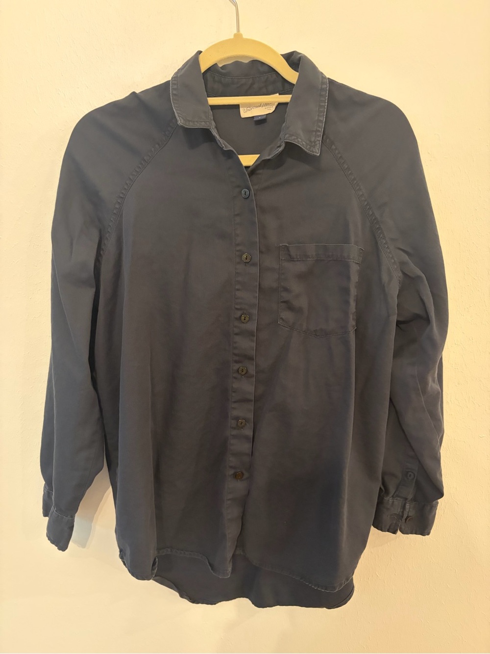 Universal Thread Charcoal Button-Down Women's Shirt